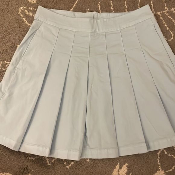 American Eagle Light Blue Pleated mini Tennis Skirt with pockets - Picture 2 of 6